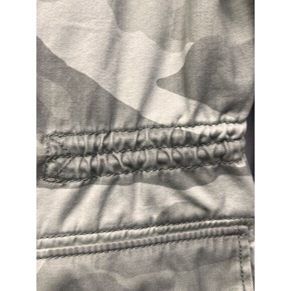 Abercrombie & Fitch Jacket Womens XS Gray Camo pockets Fitted Casual Utility - Picture 7 of 8